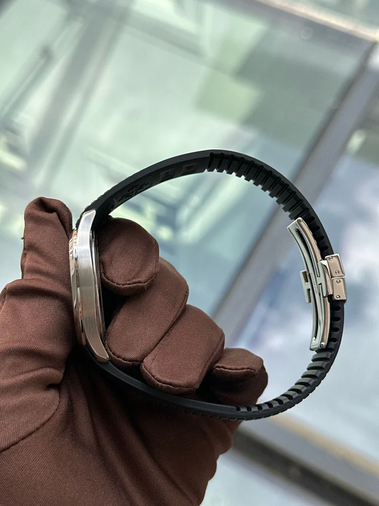 with box and NEW UNCUT STRAP